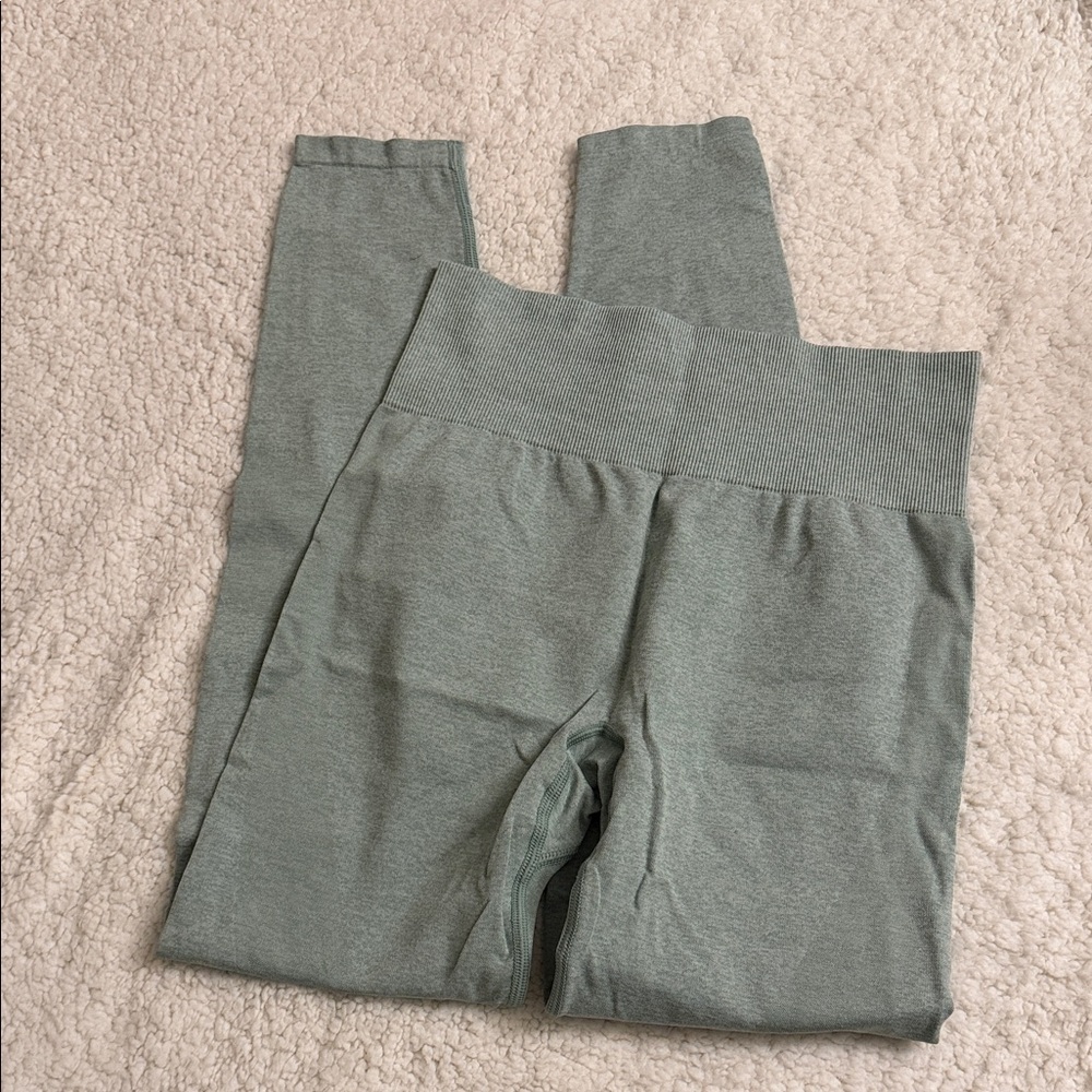 PINK Victoria's Secret Sage Leggings